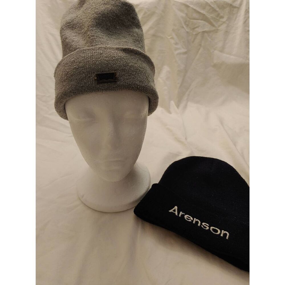 Lot Of 2 Unisex Men's Women's Navy/Grey Beanie Hats.